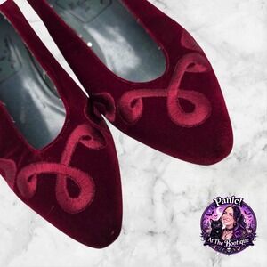 Vtg Velvet Heels Women 7M Burgundy Romantic Gothic Coquette Whimsygoth Victorian